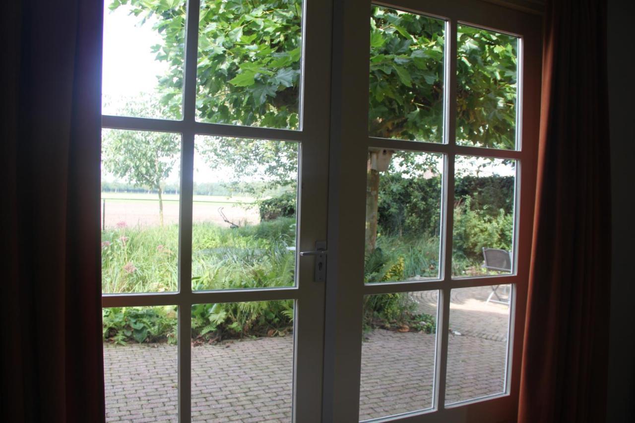Vakantiehuisje Achter Odiliapeel Esterno foto